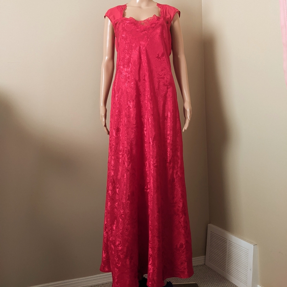 Vintage the Bay Versailles lace floral red long dress, women's large - Picture 3 of 8